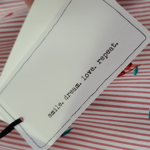 🍒Coverstitched Rayon Top - Picture 5 of 13